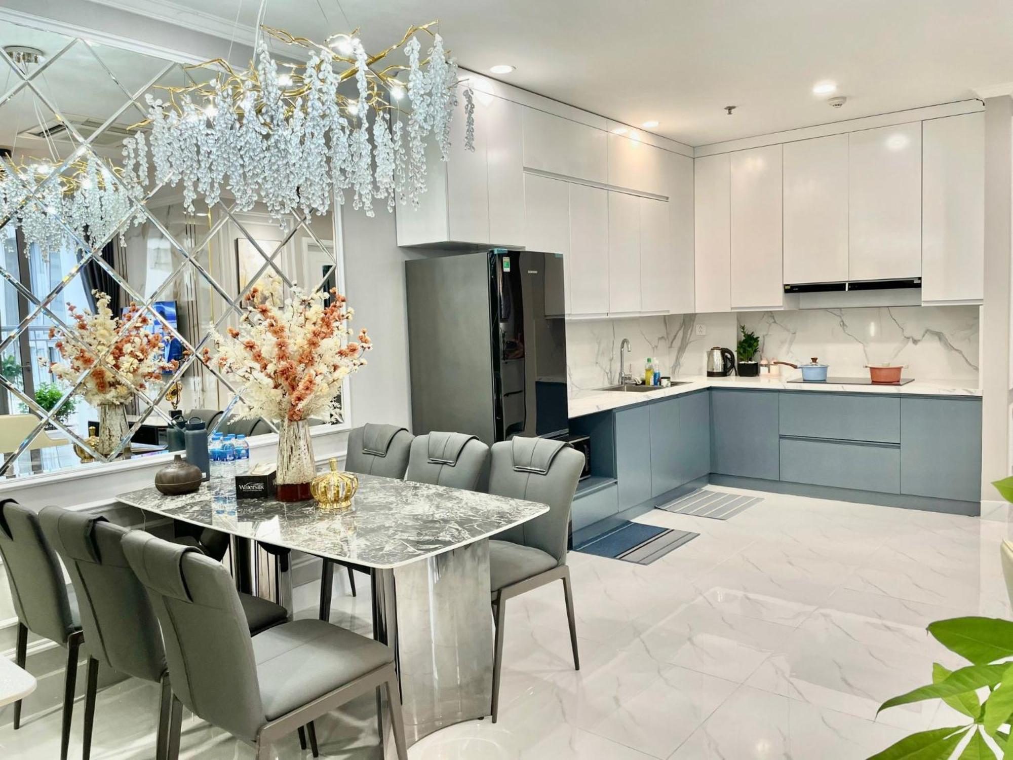 Kabi Homes - Luxury Apartment In Vinhomes Times City Ханой Екстериор снимка