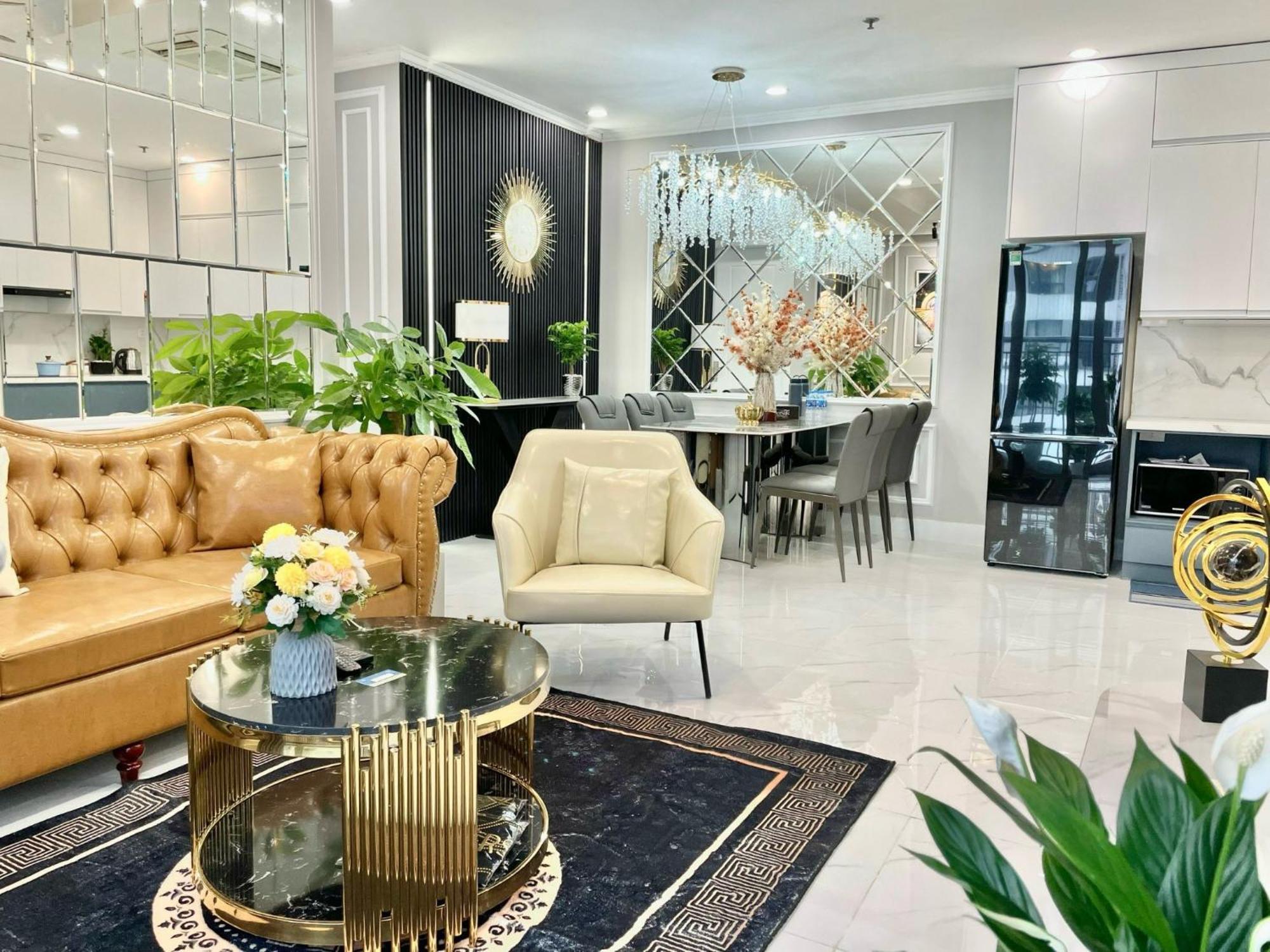 Kabi Homes - Luxury Apartment In Vinhomes Times City Ханой Екстериор снимка