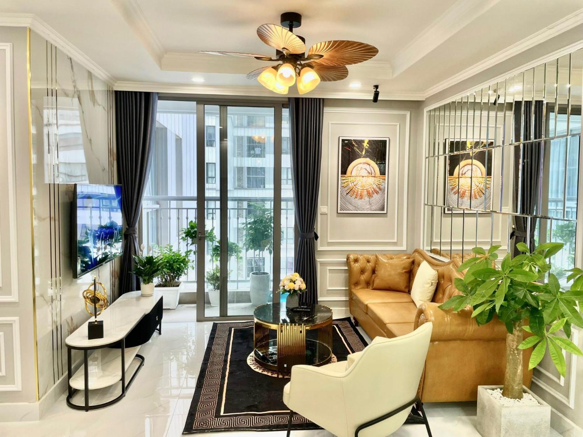 Kabi Homes - Luxury Apartment In Vinhomes Times City Ханой Екстериор снимка